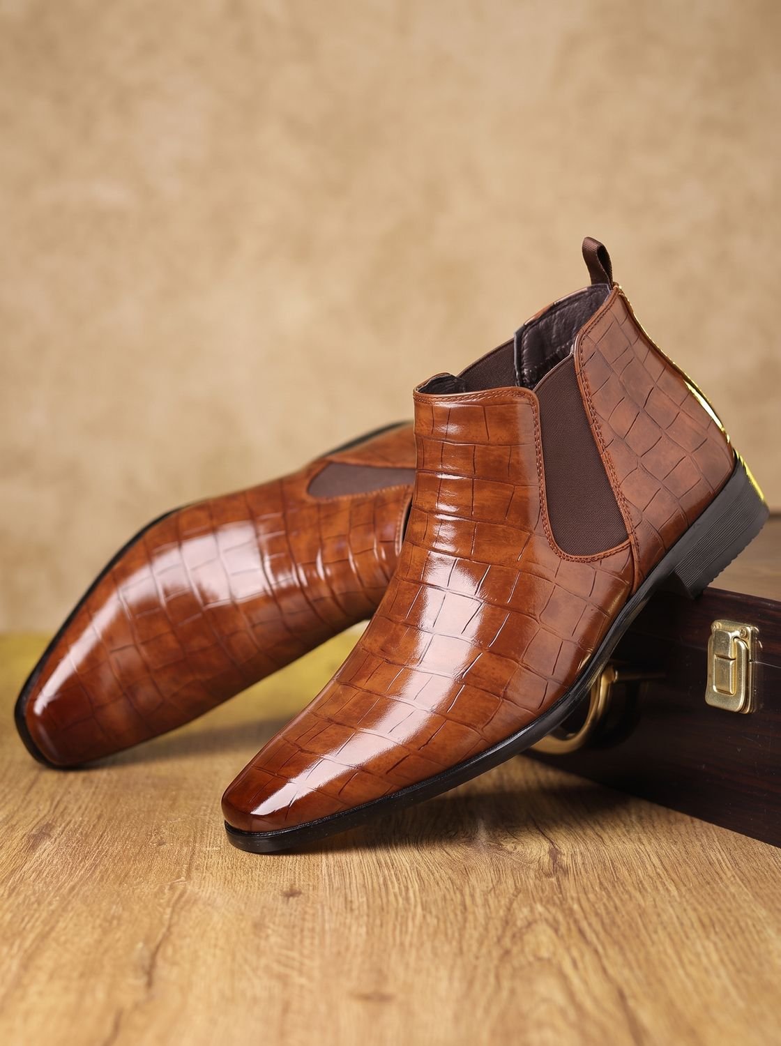 Men's Croc-Effect Slip-On Chelsea Boots - view 1