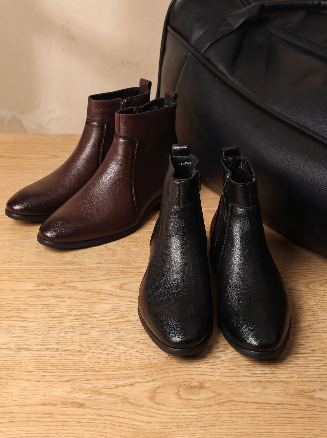 Men's Side-Zip Ankle Boots with Pointed Toe - view 11