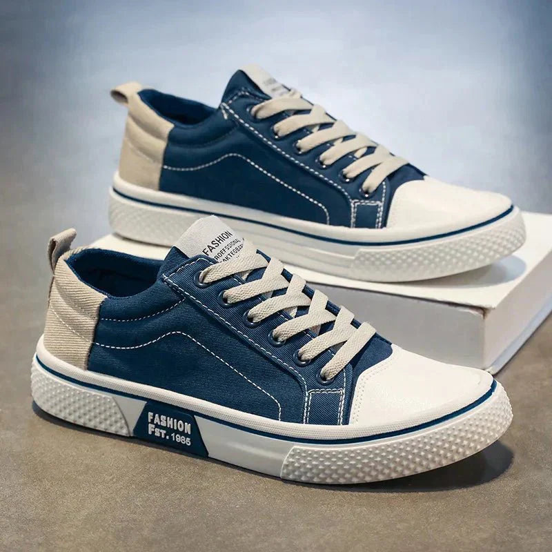 Men's lace-up canvas casual sneakers in Green - front view