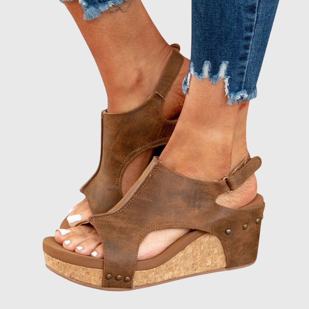 Women's open toe orthopedic comfort sandals beige brown colourway