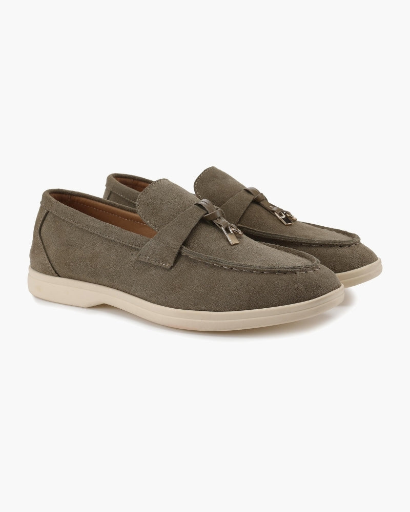 Women's suede loafers - stitching detail