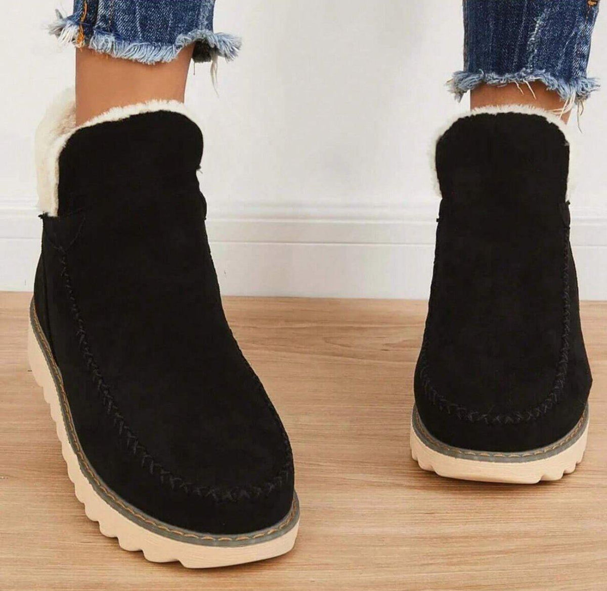 Women's Winter Lined Slip-On Boots - view 4