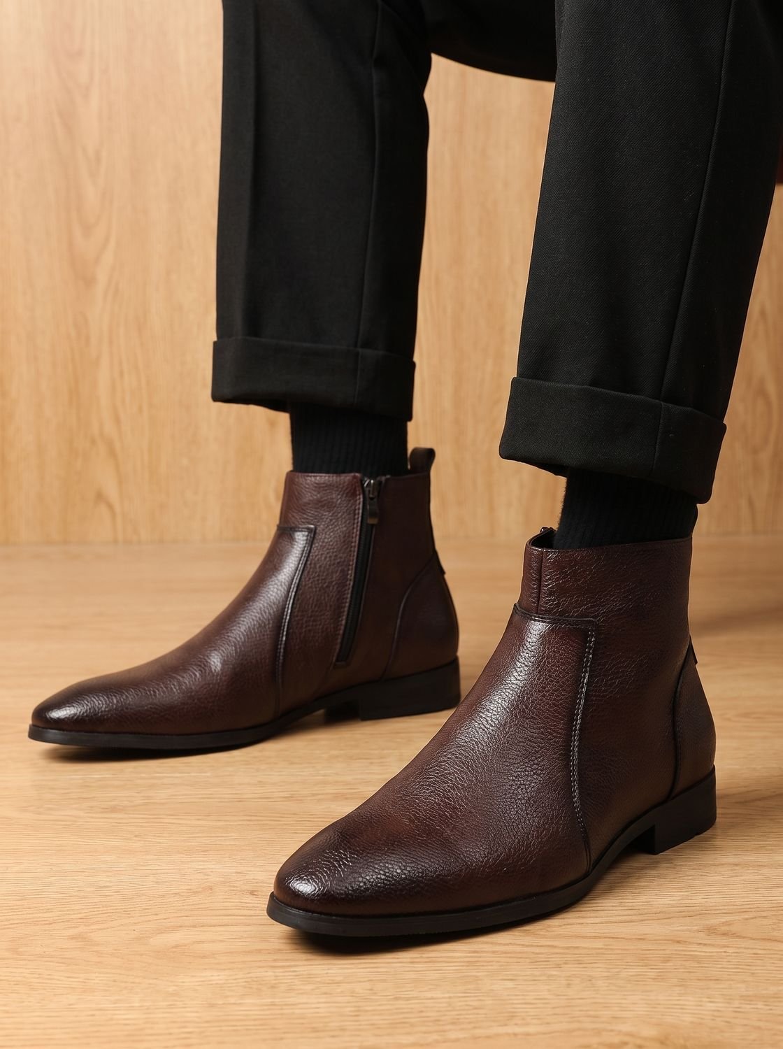 Men's Side-Zip Ankle Boots with Pointed Toe - view 7