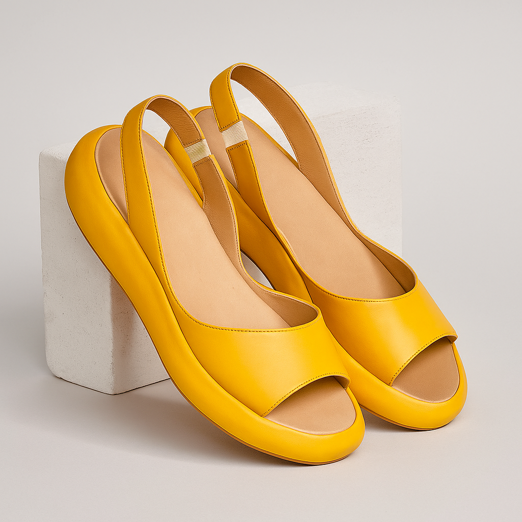 Women's minimalist flat sandals lifestyle warm weather everyday